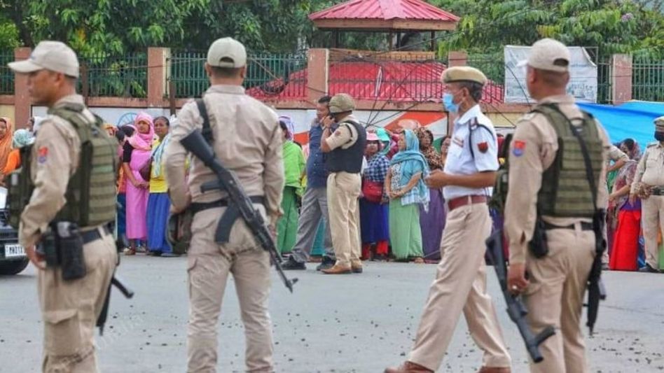 Manipur: Kangpokpi DC orders eviction of encroachments along NH-02, NH-37 Manipur: Kangpokpi DC orders eviction of encroachments along NH-02, NH-37