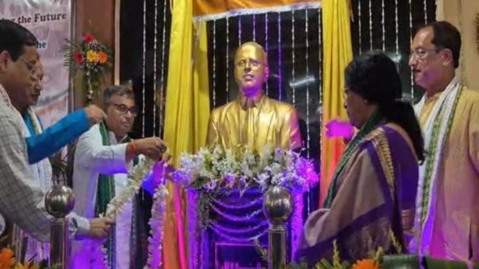 Tripura minister unveils statue of MS Swaminathan, stresses farm self-reliance Tripura minister unveils statue of MS Swaminathan, stresses farm self-reliance
