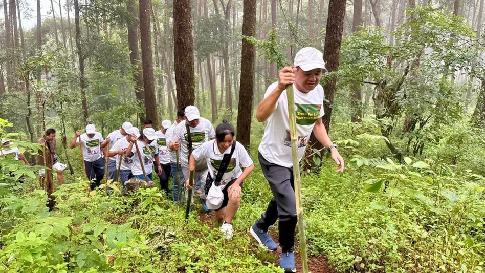 BJP gains 1,007 families in West Karbi Anglong, promotes eco-tourism in Chinthong BJP gains 1,007 families in West Karbi Anglong, promotes eco-tourism in Chinthong