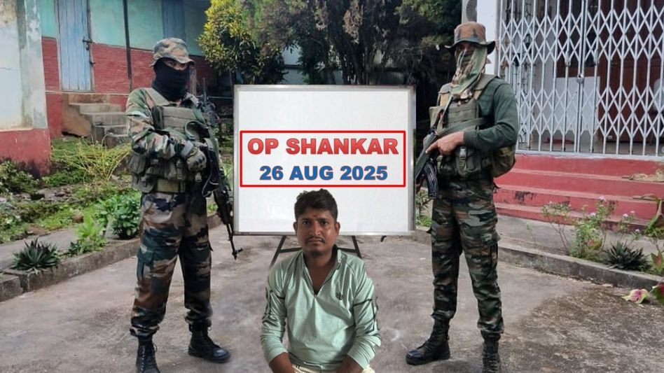 Assam Rifles bust major extortion ring in Manipur border operation, one arrested Assam Rifles bust major extortion ring in Manipur border operation, one arrested