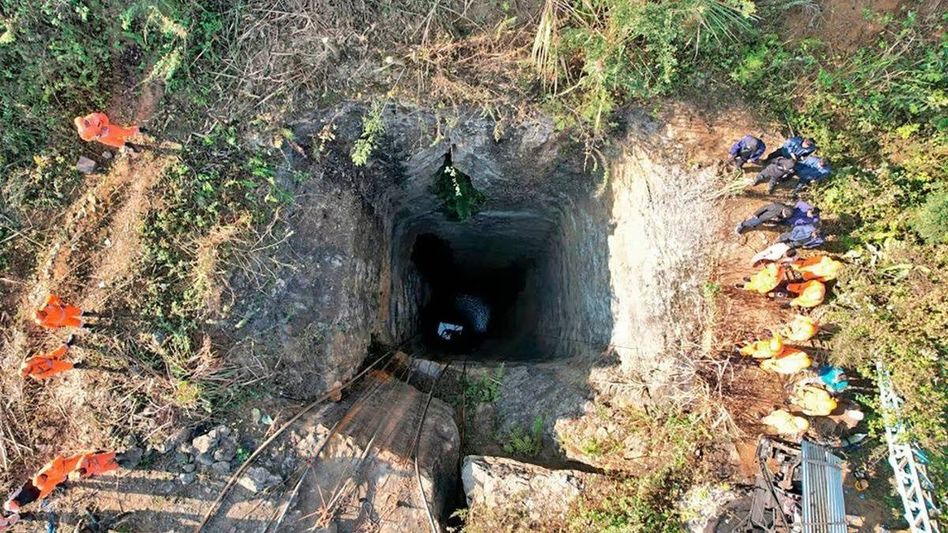 Assam: One-man inquiry commission to probe Umrangso mines tragedy Assam: One-man inquiry commission to probe Umrangso mines tragedy