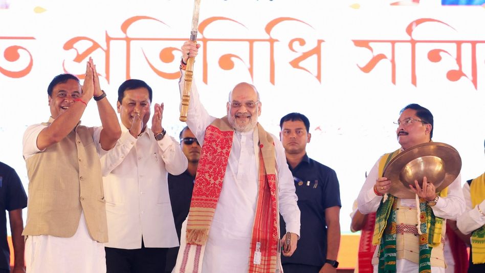 Amit Shah vows to make India free of infiltrators Amit Shah vows to make India free of infiltrators