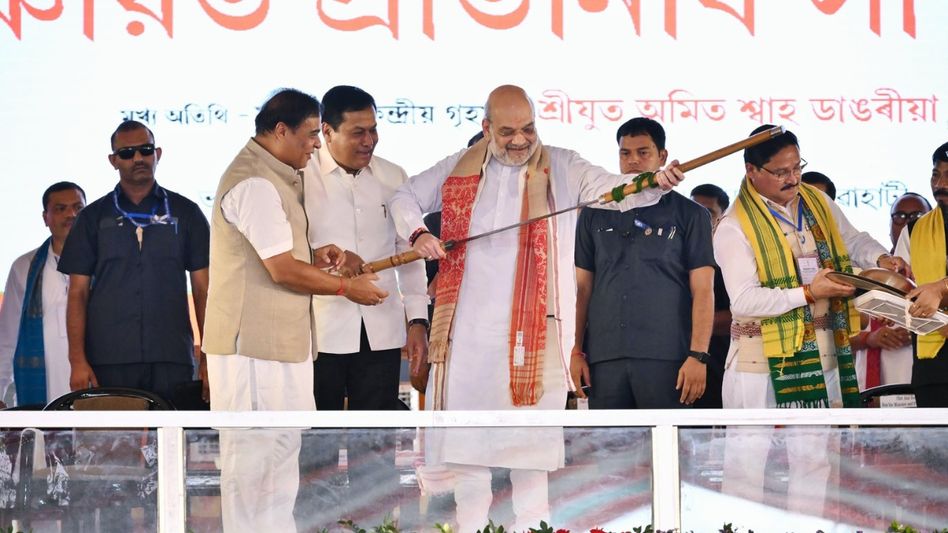 Lurinjyoti Gogoi slams Himanta for using symbolic ‘Hengdang’ sword, calls it an insult to Assamese pride Lurinjyoti Gogoi slams Himanta for using symbolic ‘Hengdang’ sword, calls it an insult to Assamese pride