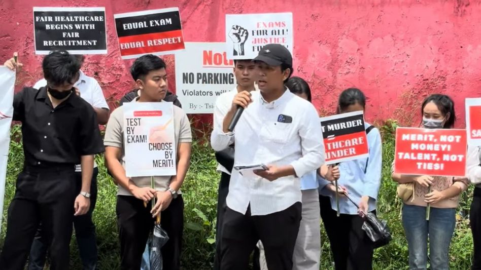 Nagaland medical students protest govt move to regularise 280 health workers without competitive exams Nagaland medical students protest govt move to regularise 280 health workers without competitive exams