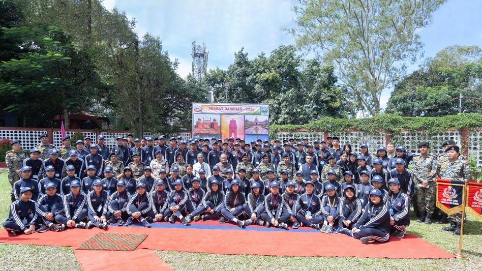 100 Mizoram students set out on first Bharat Darshan tour to Delhi 100 Mizoram students set out on first Bharat Darshan tour to Delhi