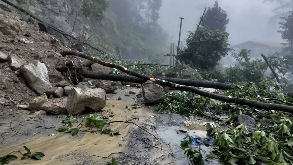 Sikkim: Heavy rains block roads in Singbel and Upper Khamdong, authorities on alert Sikkim: Heavy rains block roads in Singbel and Upper Khamdong, authorities on alert