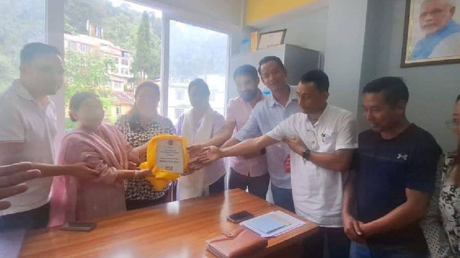 Sikkim’s Yangang honoured as ‘Best Upcoming Destination’ at tourism event Sikkim’s Yangang honoured as ‘Best Upcoming Destination’ at tourism event