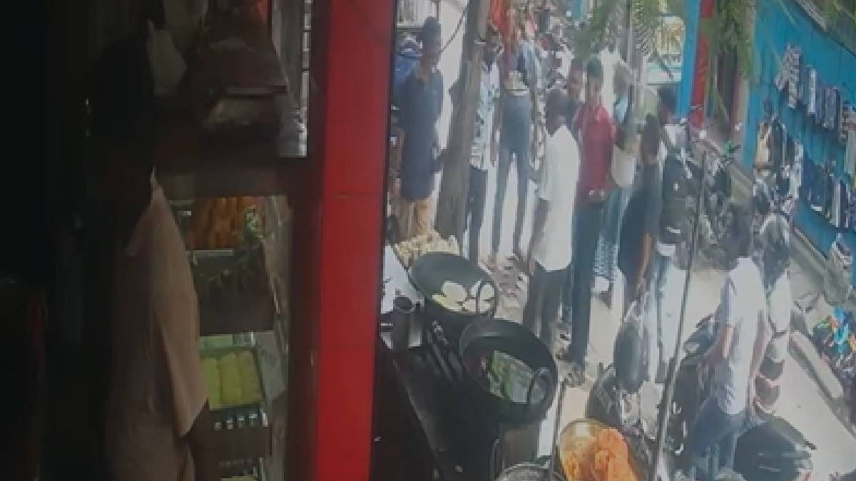 Assam: Senior citizen robbed by imposters posing as police in Dhubri Assam: Senior citizen robbed by imposters posing as police in Dhubri