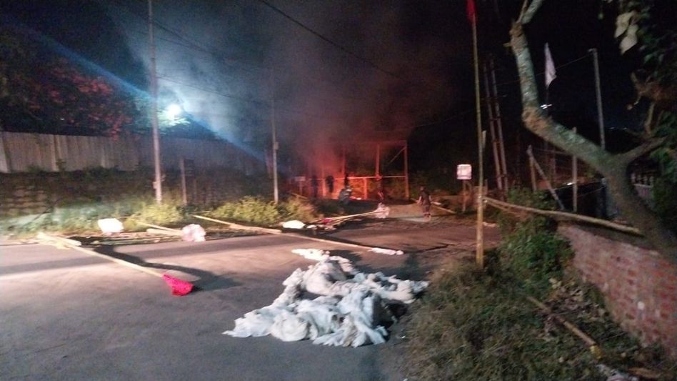 Manipur: Miscreants clash with security forces in Churachandpur ahead of PM Modi’s visit Manipur: Miscreants clash with security forces in Churachandpur ahead of PM Modi’s visit