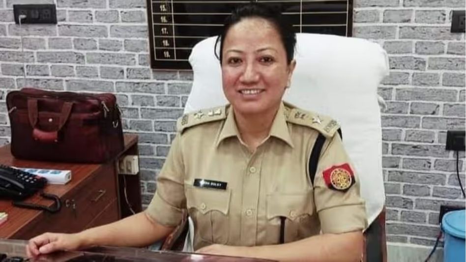 Dhubri SP Leena Doley attached to headquarters after Golakganj incident; Debasish Borah given additional charge Dhubri SP Leena Doley attached to headquarters after Golakganj incident; Debasish Borah given additional charge