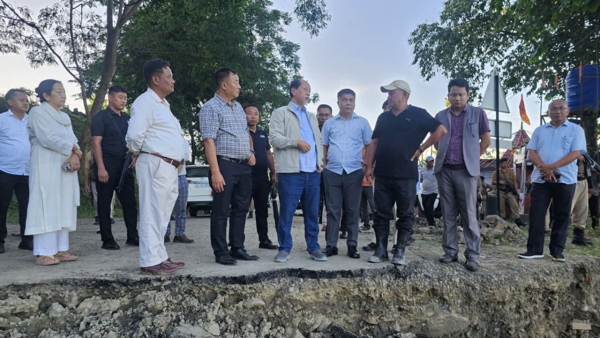 Nagaland CM inspects landslide-hit NH-29 at Liezocha, calls for urgent repairs Nagaland CM inspects landslide-hit NH-29 at Liezocha, calls for urgent repairs