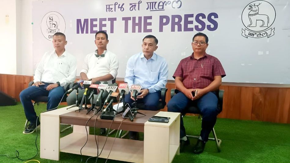 Manipur: Directorate of CAF&PD warns against illegal sale of petroleum products in residential areas Manipur: Directorate of CAF&PD warns against illegal sale of petroleum products in residential areas