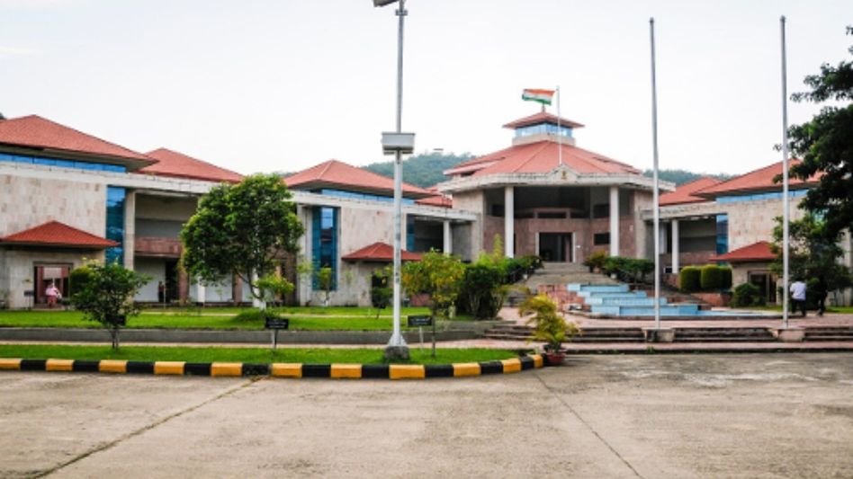 Manipur HC seeks govt response in Kuki women protest compensation case Manipur HC seeks govt response in Kuki women protest compensation case