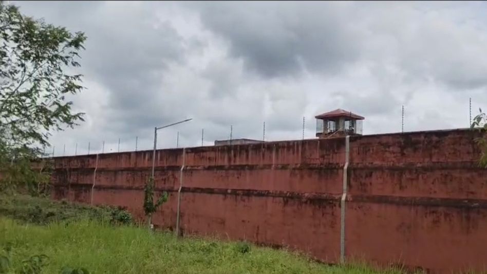 Tripura suspends jailor, four warders after six undertrial prisoners escape Tripura suspends jailor, four warders after six undertrial prisoners escape