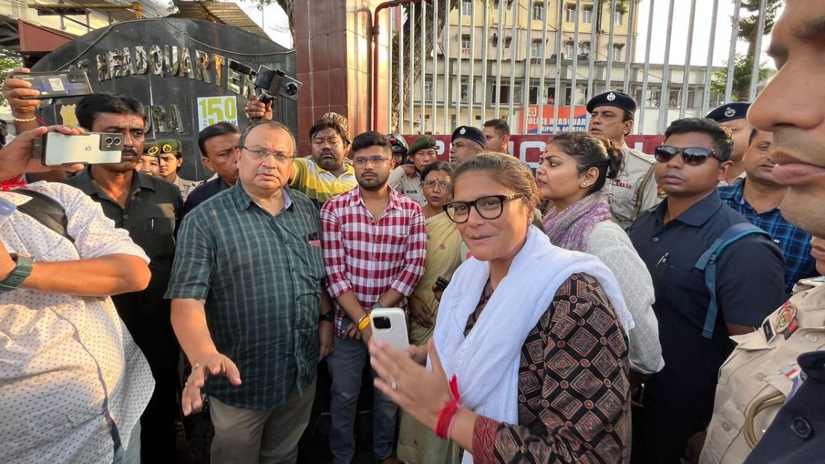 TMC delegation visits Tripura after alleged attack on party office, meets DGP over security concerns TMC delegation visits Tripura after alleged attack on party office, meets DGP over security concerns