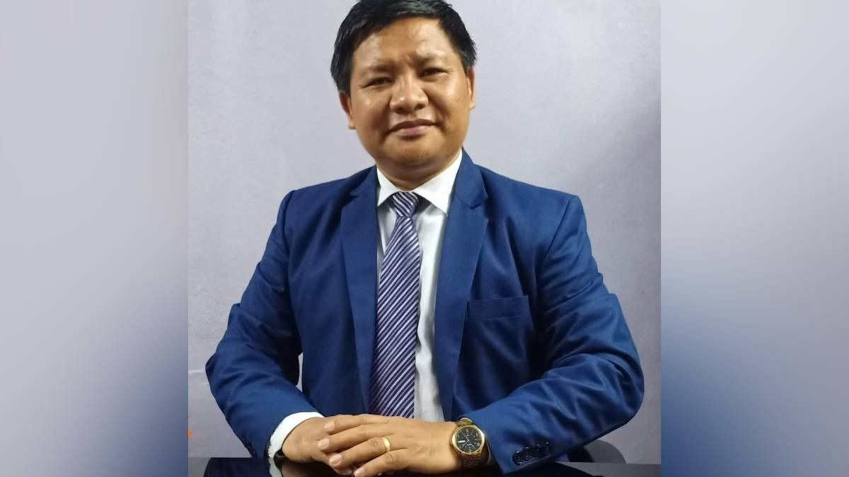 Mizoram: Lalchhanzova takes charge of I&PR and Printing and Stationery departments Mizoram: Lalchhanzova takes charge of I&PR and Printing and Stationery departments