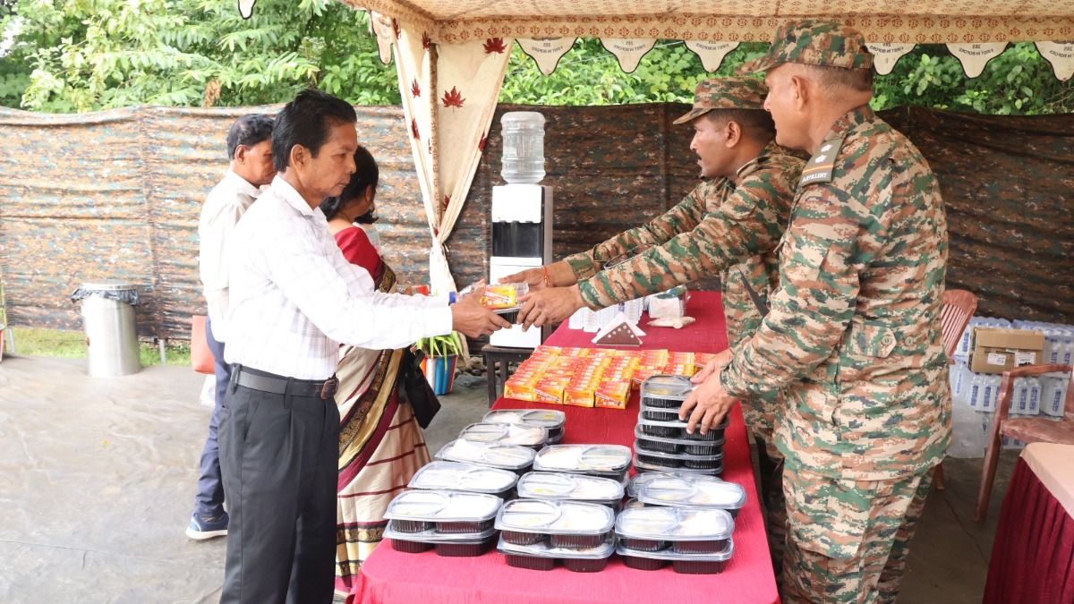 Over 1,000 ex-servicemen attend welfare rally in Assam's Silchar Over 1,000 ex-servicemen attend welfare rally in Assam's Silchar