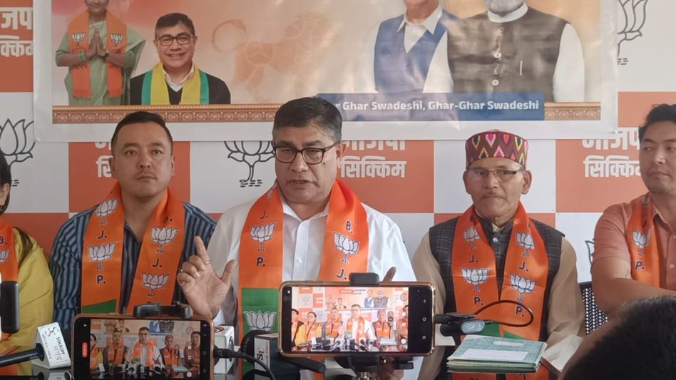Sikkim faces growing crisis as NH10 deteriorates, citizens bear the brunt: State BJP Sikkim faces growing crisis as NH10 deteriorates, citizens bear the brunt: State BJP