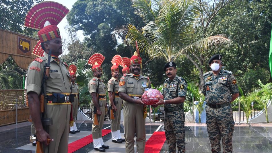SDG BSF Eastern Command on three-day Tripura visit; to assess border security SDG BSF Eastern Command on three-day Tripura visit; to assess border security
