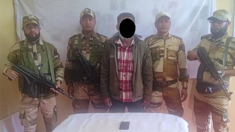 Manipur: PREPAK (PRO) cadre arrested in Imphal for extortion, mobile phone seized Manipur: PREPAK (PRO) cadre arrested in Imphal for extortion, mobile phone seized