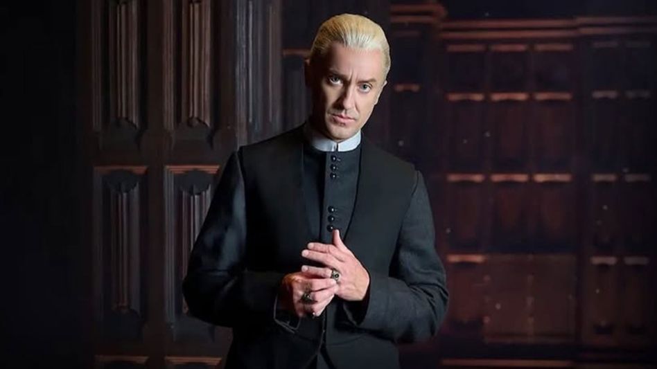 Tom Felton steps back into Draco Malfoy’s robes on Broadway Tom Felton steps back into Draco Malfoy’s robes on Broadway