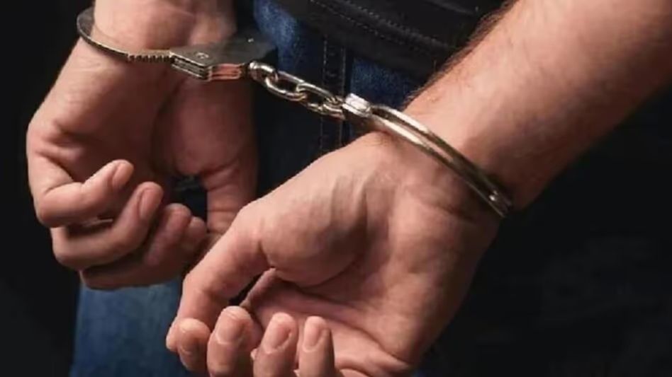 Assam: BDO arrested in Goalpara for accepting Rs 7,000 bribe; vigilance team lays trap Assam: BDO arrested in Goalpara for accepting Rs 7,000 bribe; vigilance team lays trap