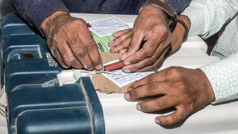 Bihar Elections 2025: NDA leading in 80 seats, Mahagathbandhan in 55 Bihar Elections 2025: NDA leading in 80 seats, Mahagathbandhan in 55