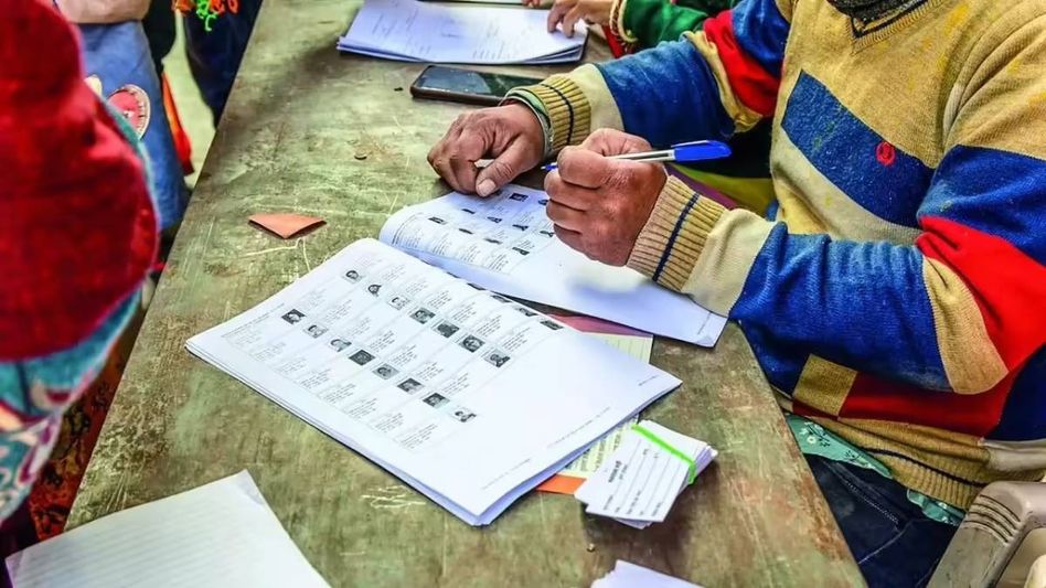 Assam begins Special Revision of electoral rolls ahead of 2026 Assembly Elections Assam begins Special Revision of electoral rolls ahead of 2026 Assembly Elections