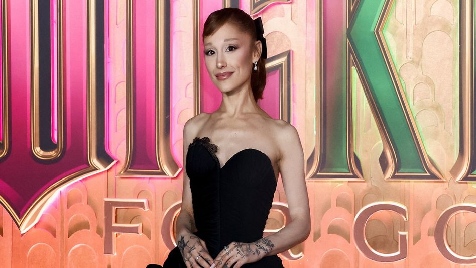 Ariana Grande pauses ‘Wicked: For Good’ promo after testing positive for Covid Ariana Grande pauses ‘Wicked: For Good’ promo after testing positive for Covid