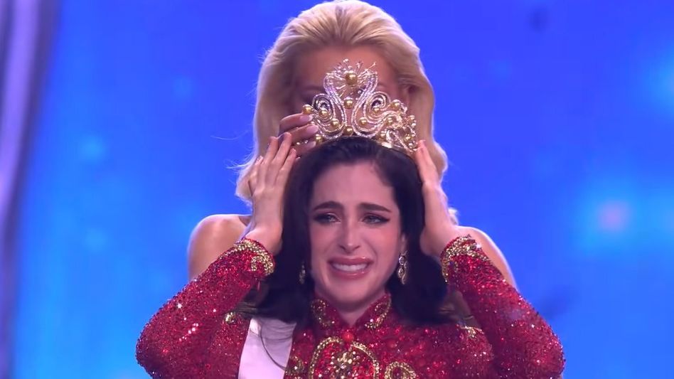 Mexican beauty queen walks out, gets berated, then conquers Miss Universe 2025 Mexican beauty queen walks out, gets berated, then conquers Miss Universe 2025