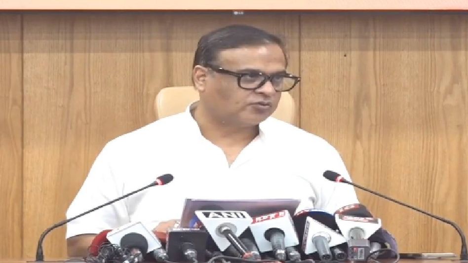 Assam Cabinet approves 6 per cent salary hike for Grade III and IV employees of provincialised institutions Assam Cabinet approves 6 per cent salary hike for Grade III and IV employees of provincialised institutions