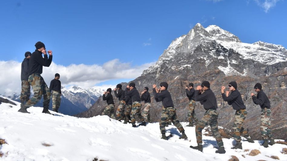 Indian army begins high-altitude AMAR training above 14,000 feet in northern sector Indian army begins high-altitude AMAR training above 14,000 feet in northern sector