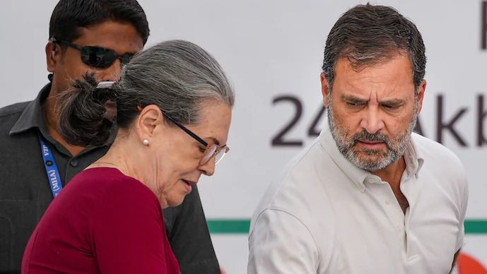 Delhi Police files FIR against Sonia Gandhi, Rahul Gandhi in National Herald case 