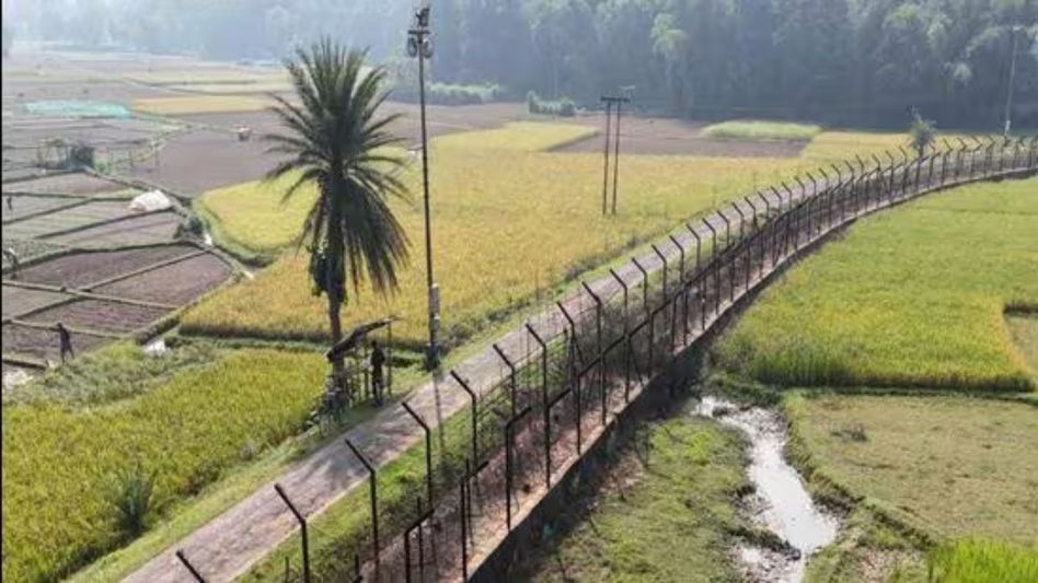 New barbed wire fencing for Indo-Bangladesh border in Tripura under review New barbed wire fencing for Indo-Bangladesh border in Tripura under review