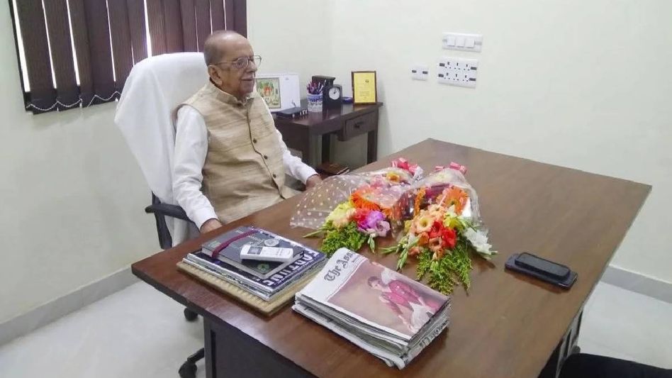 Veteran journalist and Padma Shri awardee Prafulla Govinda Baruah to be cremated with full state honours today Veteran journalist and Padma Shri awardee Prafulla Govinda Baruah to be cremated with full state honours today