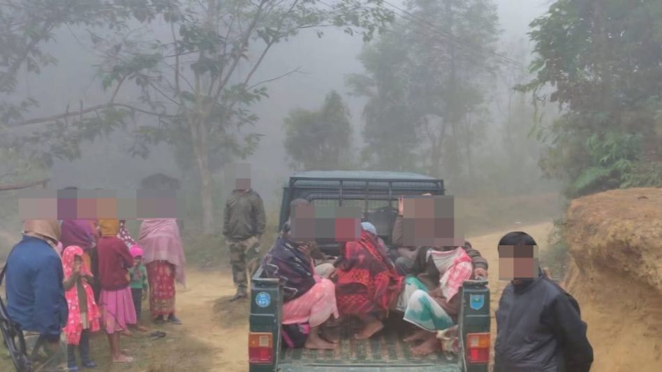Seven Bangladeshis apprehended at Indo–Bangla border in Assam’s Sribhumi for second time Seven Bangladeshis apprehended at Indo–Bangla border in Assam’s Sribhumi for second time