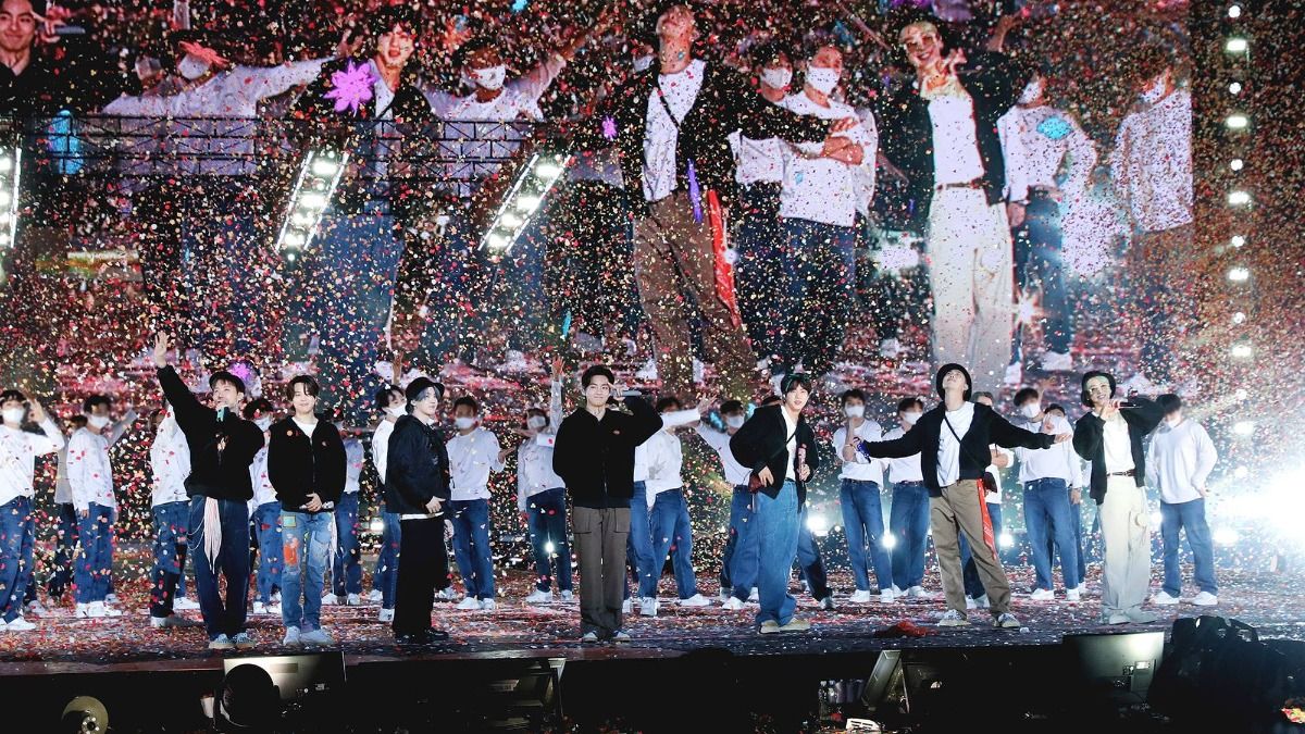 BTS OFFICIAL FACEBOOK