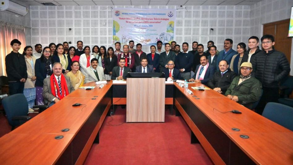 Assam: Veterinarians trained to tackle human–elephant conflict at 3-day national programme held in Guwahati Assam: Veterinarians trained to tackle human–elephant conflict at 3-day national programme held in Guwahati
