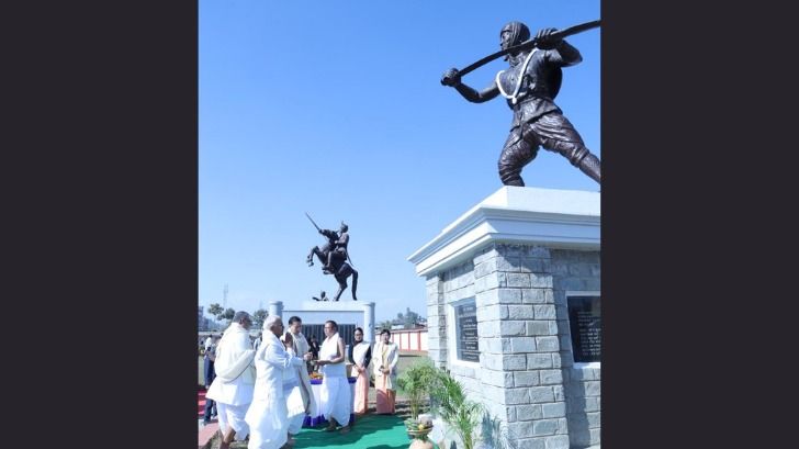Manipur Governor observes 192nd death anniversary of Maharaj Gambhir Singh at Langthabal