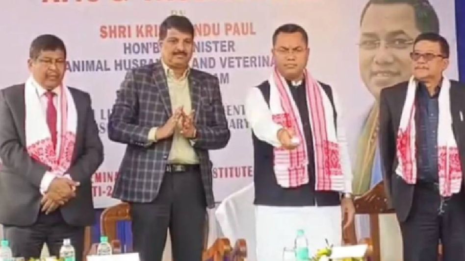 Traders must follow DC-fixed rates during Uruka, warns Assam Minister Krishnendu Paul Traders must follow DC-fixed rates during Uruka, warns Assam Minister Krishnendu Paul