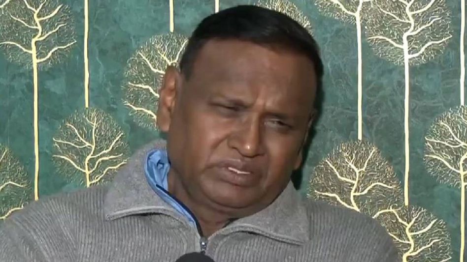 Congress hits back at PM Modi over Assam infiltration charge, holds Centre responsible for border failures Congress hits back at PM Modi over Assam infiltration charge, holds Centre responsible for border failures