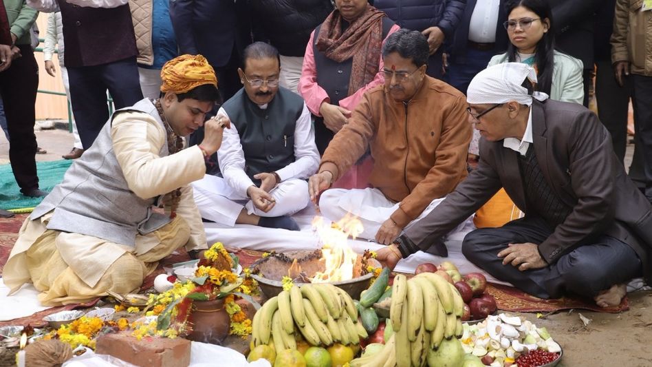 Three new Tripura Bhavans planned in Dwarka, Mumbai and Telangana: CM Manik Saha Three new Tripura Bhavans planned in Dwarka, Mumbai and Telangana: CM Manik Saha