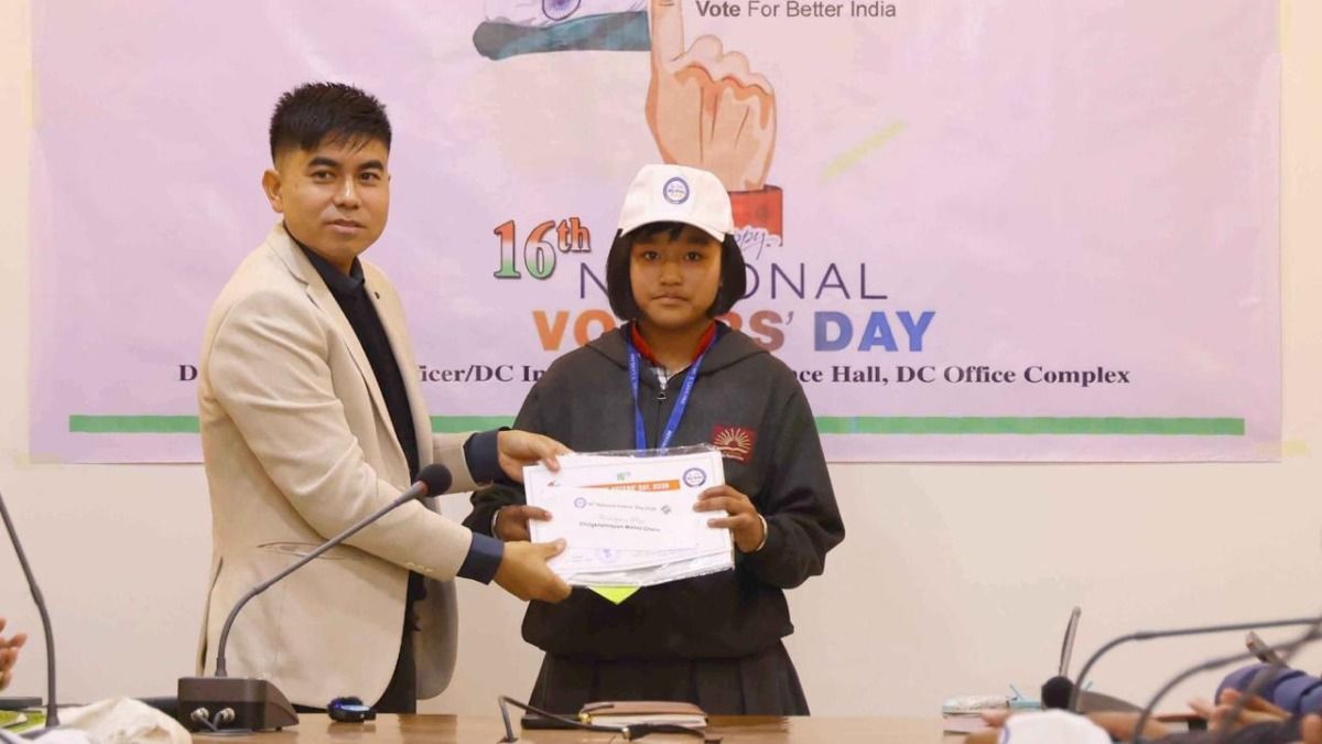 16th National Voters’ Day celebrated in Imphal West