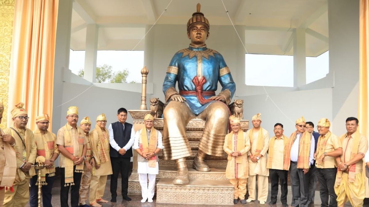 Assam CM unveils grand statue of Swargadeo Chaolung Su-Ka-Pha at Guwahati's Notboma