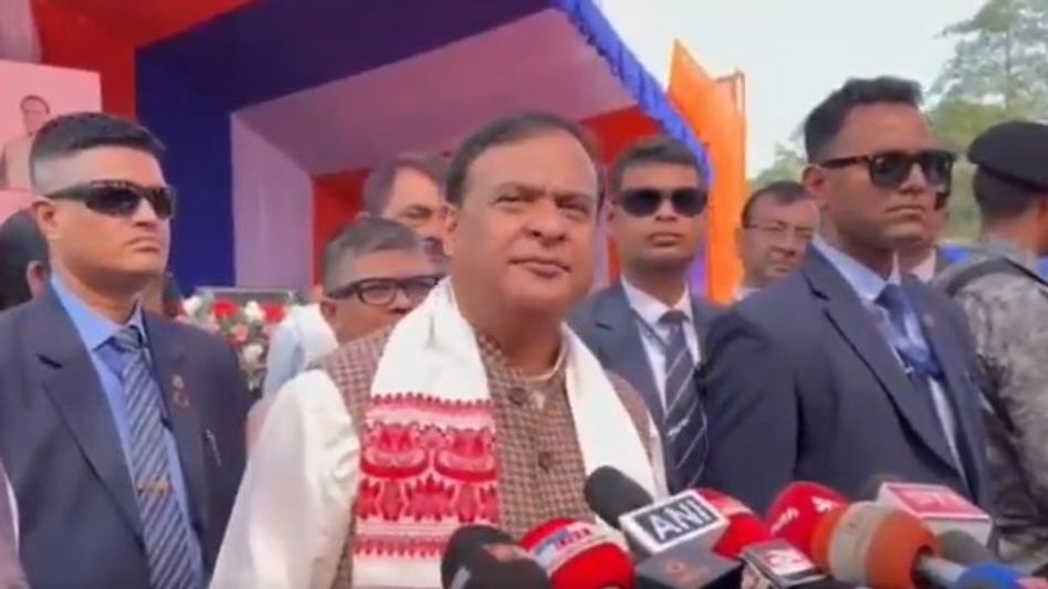 Congress party should make its stand clear whether it is with Assamese or ‘Miya’: Assam CM Congress party should make its stand clear whether it is with Assamese or ‘Miya’: Assam CM