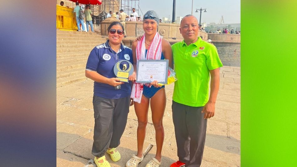 15-year-old Gariyashi Chutia becomes first Assamese girl to complete Karanja–Gateway open-water swim 15-year-old Gariyashi Chutia becomes first Assamese girl to complete Karanja–Gateway open-water swim