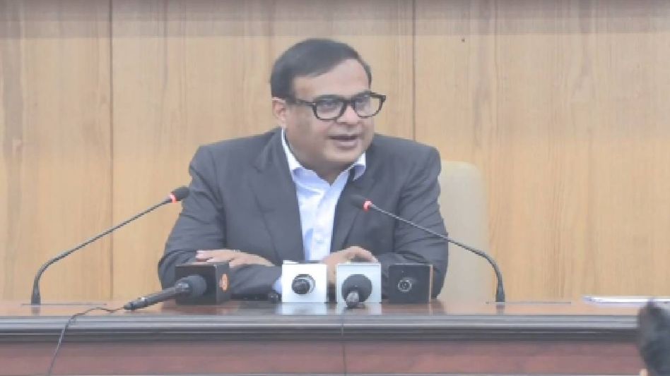 Assam CM directs DGP to register case against Bhupen Borah over alleged 'obscene gesture' in public place Assam CM directs DGP to register case against Bhupen Borah over alleged 'obscene gesture' in public place