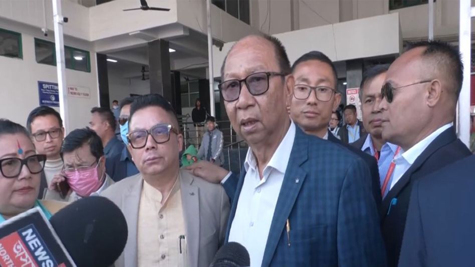 Manipur CM visits Ukhrul violence victim, urges peace amid clashes and exodus Manipur CM visits Ukhrul violence victim, urges peace amid clashes and exodus