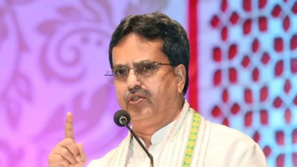 Tripura CM opposes Roman script demand for Kokborok, asks ABVP to ‘raise strong voice’ Tripura CM opposes Roman script demand for Kokborok, asks ABVP to ‘raise strong voice’