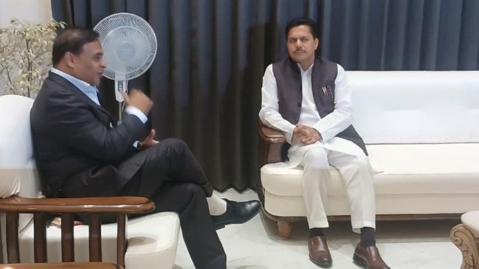 ‘Himanta magic’ at play? Bhupen Borah set to join BJP after dramatic Ghoramara meeting ‘Himanta magic’ at play? Bhupen Borah set to join BJP after dramatic Ghoramara meeting